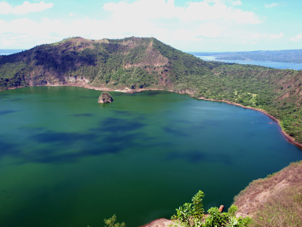 Taal Volcano 10 — Lost paths